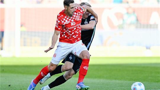 Der Mainzer Dominik Kohr ist nicht zufrieden mit der Punkteausbeute nach drei Bundesliga-Spieltagen.