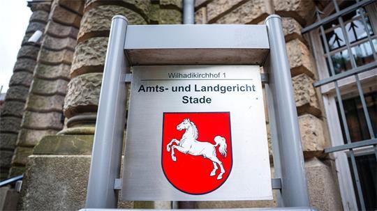 Der Mann attackierte seine Frau in deren Zuhause. (Symbolbild)