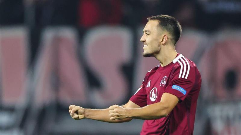 Klose jubelt weiter: Rasantes Nürnberger 8:3 gegen den Jahn Der Mann des Abends: Julian Justvan trifft dreimal.