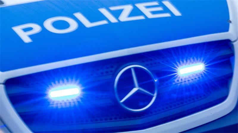 Der Mann flüchtete vor der Polizei. (Symbolbild)