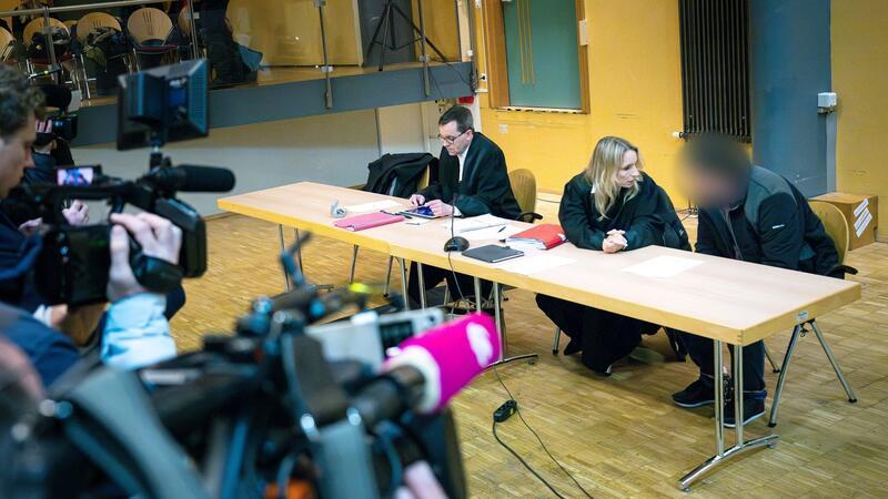 Der Medienandrang war groß. Die Angriffe und die Flucht haben bundesweit Schlagzeilen gemacht.