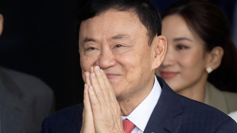 Junge Milliardärserbin übernimmt das Ruder in Thailand Der Milliardär Thaksin Shinawatra, Vater der neuen Regierungschefin, gilt als einflussreicher Strippenzieher. (Archivbild)
