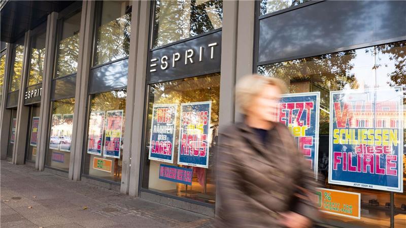 Pleitewelle im Einzelhandel: Mäc Geiz meldet Insolvenz an Der Modekonzern Esprit hat im Januar 2025 seine letzten Filialen in Deutschland geschlossen.