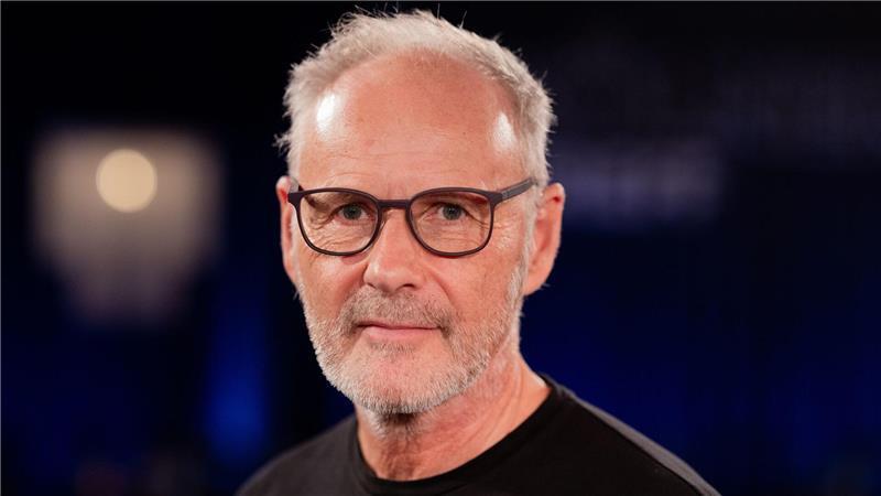 Der Moderator Reinhold Beckmann hat eine neue Bleibe gefunden.  (Archivbild)