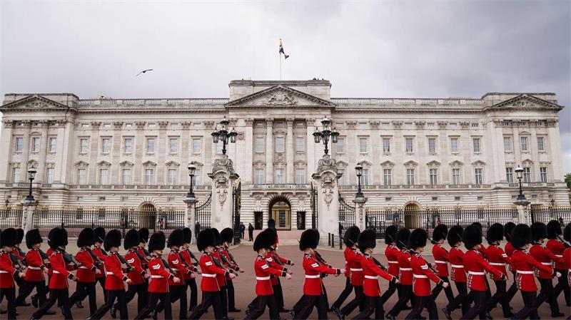 Der Monarch will nach der Renovierung des berühmten Buckingham-Palastes nicht dort wohnen. (Archivbild)