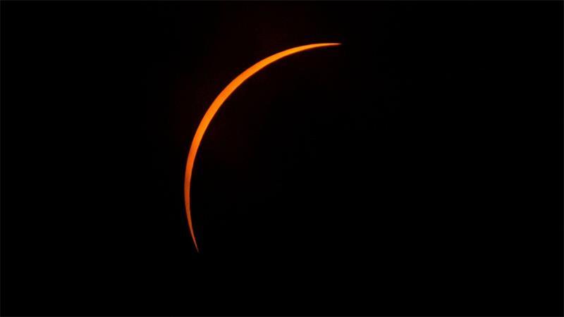 Totale Sonnenfinsternis in Spanien steht bevor Der Mond befindet sich nahe der totalen Bedeckung der Sonne während einer totalen Sonnenfinsternis - gesehen 2024 von Eagle Pass, Texas. (Archivbild)