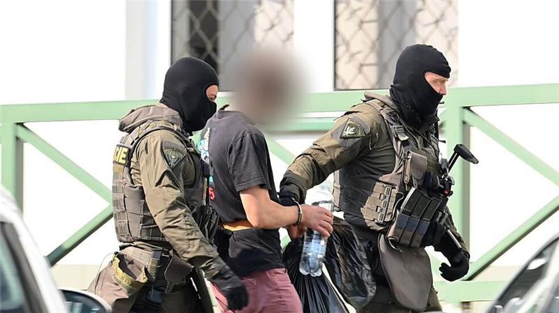 Der Mordprozess im Fall Valeriia soll Anfang 2025 am Landgericht Chemnitz beginnen. (Archivbild)