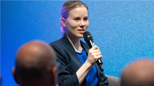 Der NDR verabschiedet sich von Julia Ruhs.