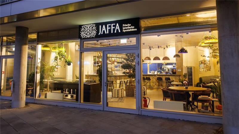 Syrischer Kurde eröffnet israelisches Restaurant Der Name des Restaurants geht auf Freiburgs Partnerstadt Tel Aviv zurück, die 1908 als Gartenvorstadt von Jaffa gegründet und dann 1950 mit Jaffa zu einer Stadtgemeinde vereinigt wurde.
