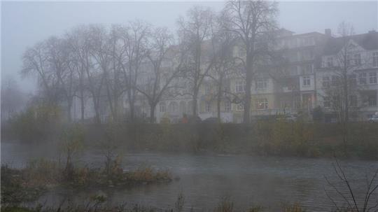 Der Nebel hält sich zäh am Wochenende (Archivbild)