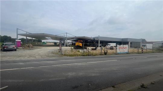 Der Neubau des Aldi-Markts am Westmoor in Buxtehude soll im vierten Quartal dieses Jahres fertiggestellt werden.