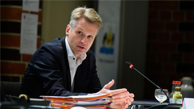 Städte warnen vor mehr Bürokratie durch Tariftreue-Gesetz Der Niedersächsische Städtetag um Hauptgeschäftsführer Jan Arning sieht die geplante Neuregelung zur Tariftreue kritisch. (Archivbild)