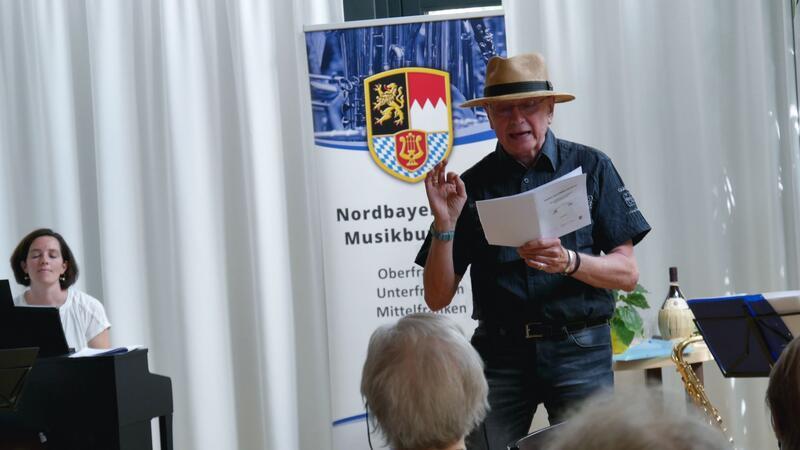 Wie Musik bei Demenz helfen kann Der Nordbayerische Musikbund nutzt die Kraft der Musik, um Menschen mit Demenz und ihre Angehörigen zu erreichen.