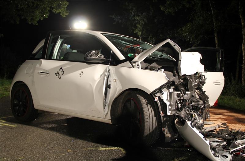 Der Opel einer 24-Jährigen stieß in Ritschermoor mit einem Mercedes zusammen. Die Unfallursache steht noch nicht fest. Foto Meybohm