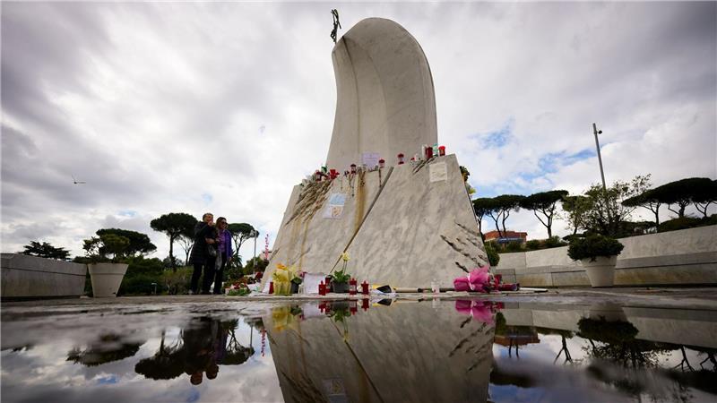 Der Papst hat nach Vatikan-Angaben wieder eine ruhige Nacht im Krankenhaus verbracht. (Archivbild)