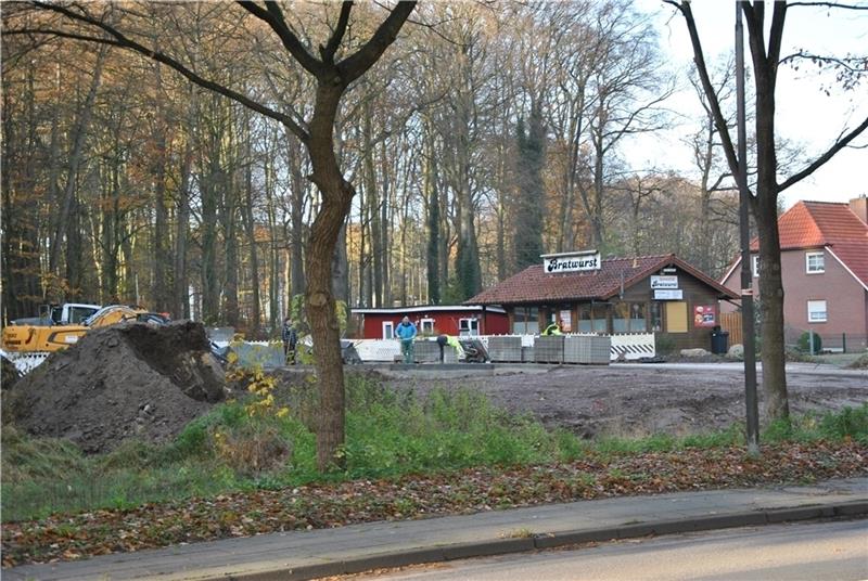 Der Parkplatz „Keck“ am Wald wird erneuert.