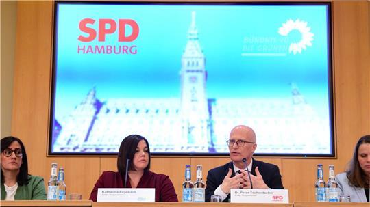 Der Parteitag der Hamburger SPD muss dem mit den Grünen ausgehandelten Koalitionsvertrag zustimmen.