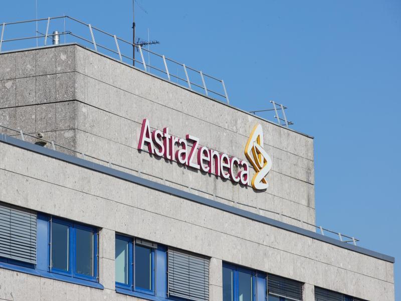 Der Pharmakonzern Astrazeneca verlegt seinen Hauptsitz von Wedel nach Hamburg. Foto: Georg Wendt/dpa