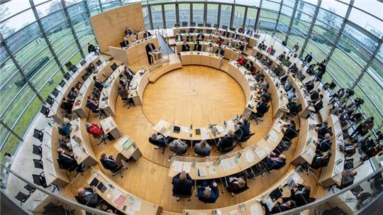 Der Plenarsaal im schleswig-holsteinischen Landtag.