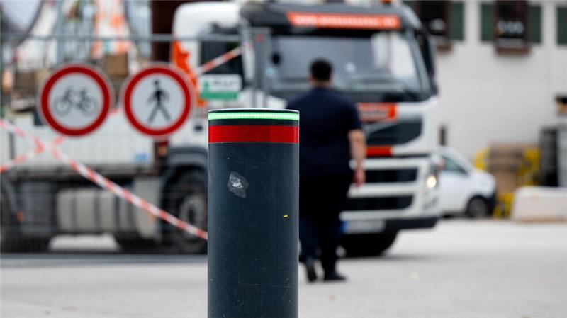 Der Poller in der Burgstraße (hier Illustration) wird zu den gleichen Zeiten wie der Poller in der Salzstraße geschlossen sein: täglich von 18.30 bis 7 Uhr. (Symbolbild)