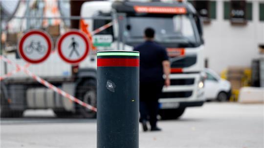 Der Poller in der Burgstraße (hier Illustration) wird zu den gleichen Zeiten wie der Poller in der Salzstraße geschlossen sein: täglich von 18.30 bis 7 Uhr. (Symbolbild)