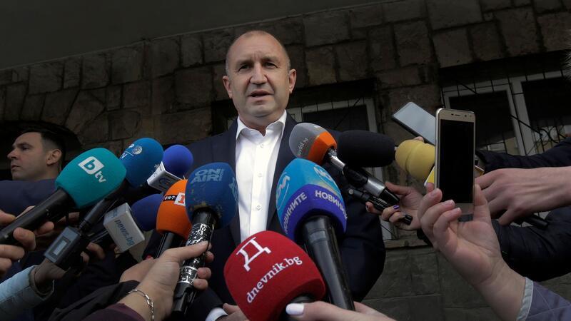 Regierungsbildung in Bulgarien gescheitert Der Präsident von Bulgarien: Rumen Radew.