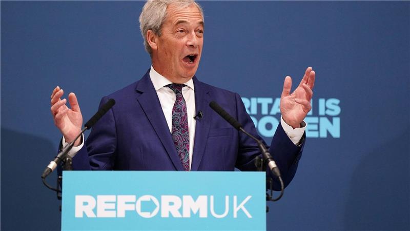 Starmer macht Schluss: Briten brauchen neuen Premierminister Der Profiteur der Regierungskrise: Reform-Chef Nigel Farage. (Archivbild)