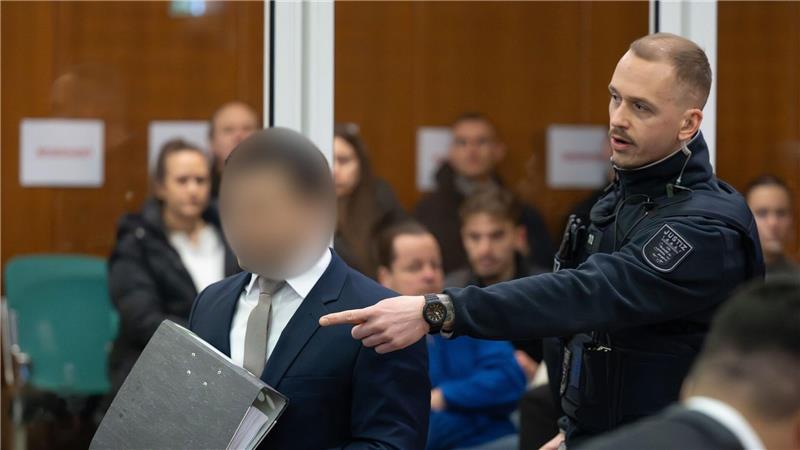 Der Prozess vor dem Landgericht Frankfurt wegen tödlicher Schüsse am Hauptbahnhof hat begonnen.