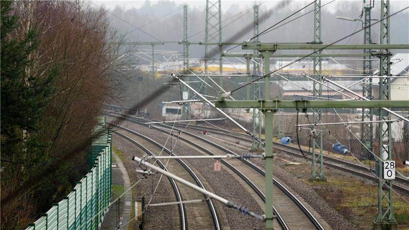 Der Regionalzug war in Richtig Homburg unterwegs. 
