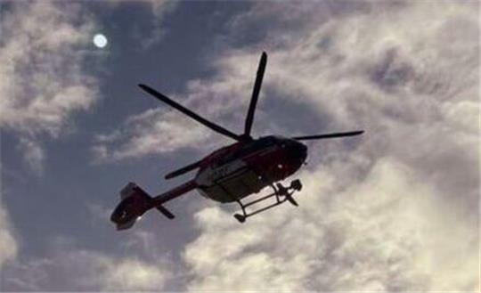 Der Rettungshubschrauber "Christoph 42" landet in Otterndorf. Foto: Lange
