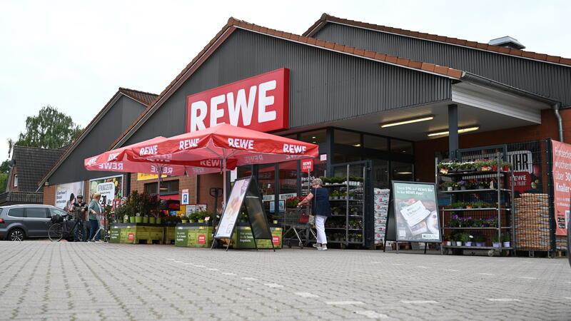 Der Rewe-Markt in Ahlerstedt.