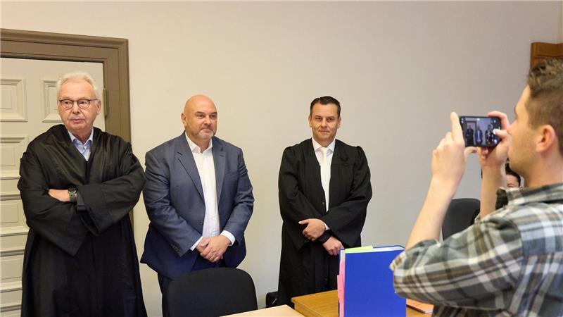 Der Richter folgte dem Antrag der Staatsanwaltschaft.