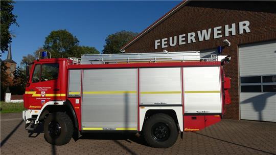 Der Rüstwagen der Ortsfeuerwehr Assel: Er ist 30 Jahre alt, manche Ersatzteile gibt es schon nicht mehr. Deswegen mussten bereits Teile vom Schrottplatz eingebaut werden.