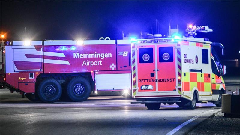 Unwetter: Verletzte im Flugzeug - Schäden im Süden Der Ryanair-Flieger war von Berlin nach Mailand unterwegs, als er in Turbulenzen geriet.