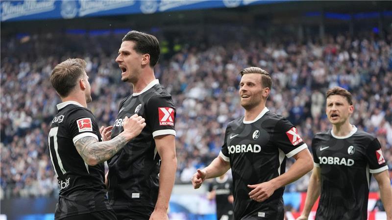 Der SC Freiburg kann aus eigener Kraft die Teilnahme an einem internationalen Wettbewerb klarmachen.