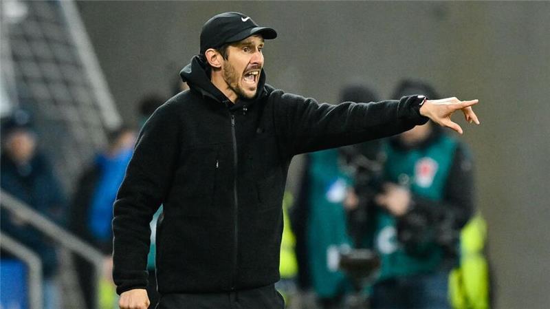 Gegen formstarken VfL: Schuster will Freiburg „einheizen“ Der SC Freiburg und Trainer Julian Schuster eröffnen gegen Wolfsburg den 14. Bundesliga-Spieltag.