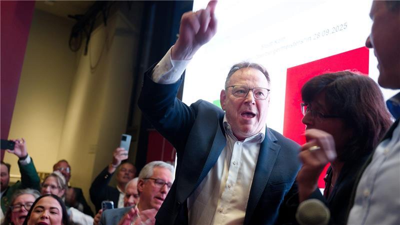 Parteien beraten Stichwahlergebnis – AfD und Grüne Verlierer Der SPD-Politiker Torsten Burmester ist neuer OB in Köln.