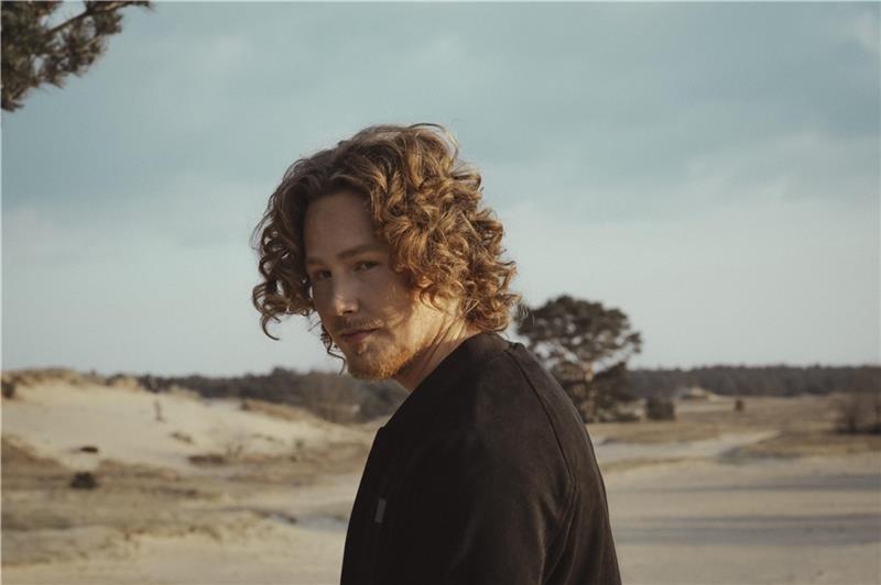 Petra ist der größte Fan von ESC-Star Michael Schulte – Konzert in Stade Der Sänger Michael Schulte spielt am 5. Oktober auch vor Familie und Freunden im Stadeum. Foto: UniversalMusic/AmelieSiegmund