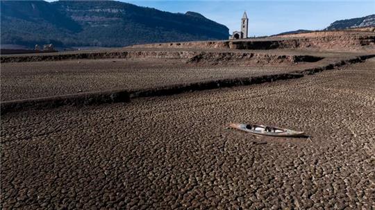 Der Sau-Stausee etwa 100 Kilometer nördlich von Barcelona.