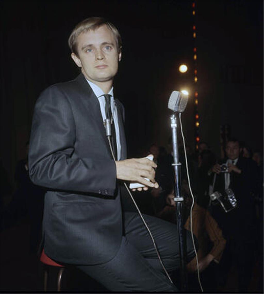 Der Schauspieler David McCallum, durch seine langjährige Rolle als Gerichtsmediz...