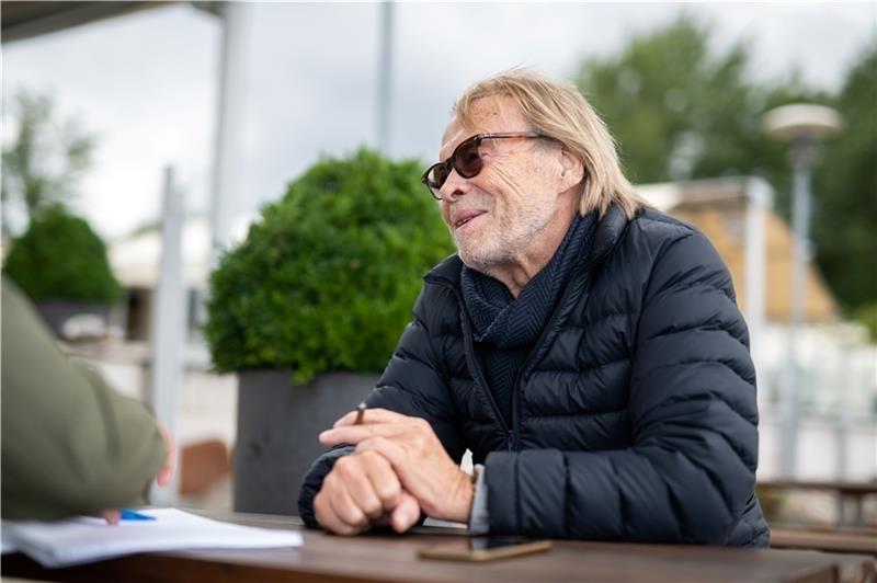 Der Schauspieler, Sänger und Regisseur Volker Lechtenbrink feiert am 18. August seinen 75. Geburtstag. Foto: Daniel Reinhardt/dpa