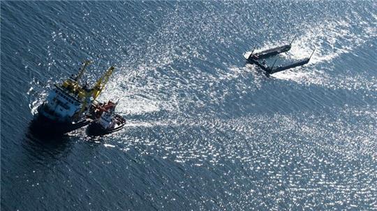 Der Schlepperverband mit dem Wal befindet sich mittlerweile vor Dänemark