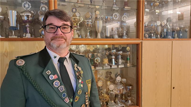Schützenverband aus Stader Nachbarkreis vor dem Aus Der Schützenverband des Bezirks Bremerhaven-Wesermünde braucht dringend eine neue Führung. Von 27 Vorstandsposten sind nur noch neun besetzt. Was die drohende Auflösung für die rund 6.400 Mitglieder in Cuxland bedeuten würde.