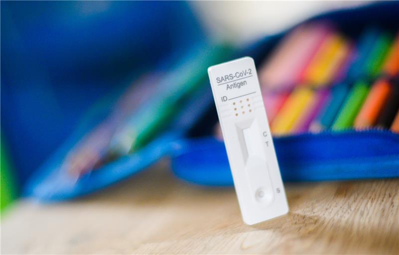 Der Schulalltag in den kommenden Wochen soll in Niedersachsen wieder ohne Masken und Corona-Testpflicht möglich sein. Foto: Julian Stratenschulte/dpa