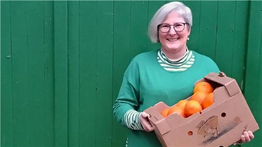 Der Slogan der bio und fair gehandelten Orangen aus Italien heißt "Süß statt bitter". Marina Vollmann hat das Projekt in Westfalen entdeckt.