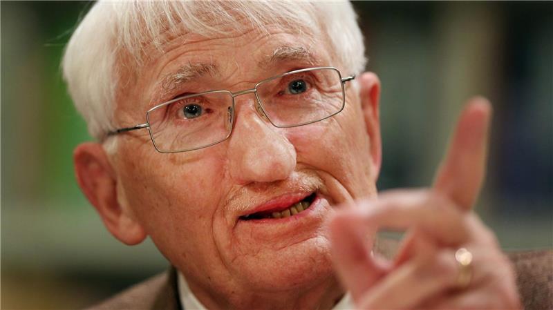 Der Sozialphilosoph Jürgen Habermas warf Ernst Nolte 1986 im Historikerstreit vor, die Singularität des Holocaust infrage zu stellen.(Archivbild)