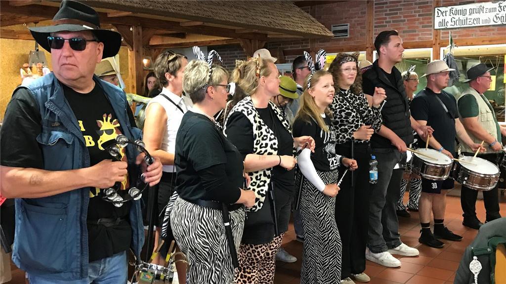 Der Spielmannszug Assel in ungewohntem Outfit.