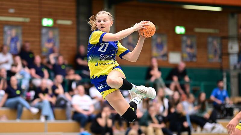 Der Sportfotograf nimmt nicht nur das Buxtehuder Bundesliga-Team in den Fokus.