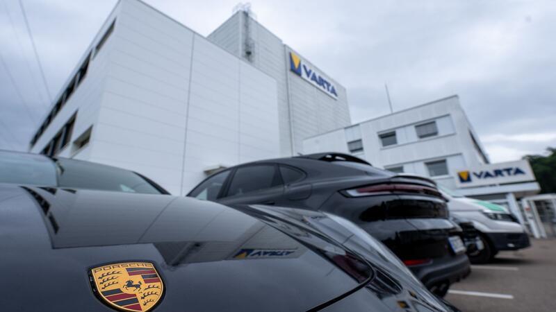 Radikalkur bei Varta - Aktionäre sollen leer ausgehen Der Sportwagenbauer Porsche kann sich vorstellen, sich an der Neuaufstellung von Varta zu beteiligen.