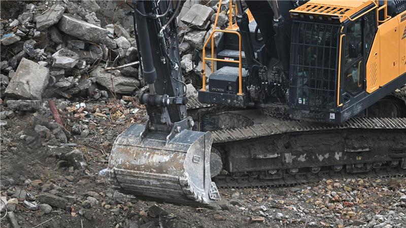 Der Staat will gewaltige Milliardensummen in Straßen, Schienen und Verteidigung stecken, das dürfte die Konjunktur beflügeln.